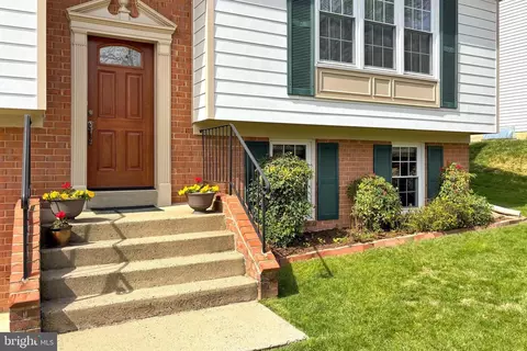 Exterior - 7104 Rolling Forest Ave, Springfield, VA 22152 photo 3 of 11