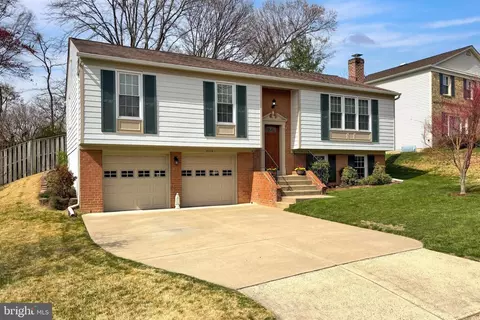 7104 Rolling Forest Ave, Springfield, VA 22152