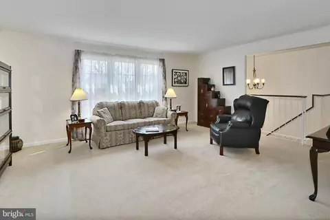 Living - 7104 Rolling Forest Ave, Springfield, VA 22152 photo 3 of 6