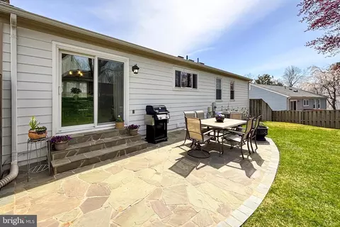Exterior - 7104 Rolling Forest Ave, Springfield, VA 22152 photo 4 of 11