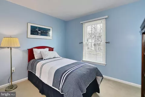 Bedroom - 7104 Rolling Forest Ave, Springfield, VA 22152 photo 4 of 4