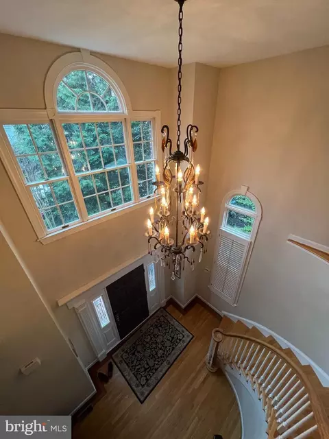 Entry Way - 6858 Saint Albans Rd, Mclean, VA 22101 photo 2 of 2