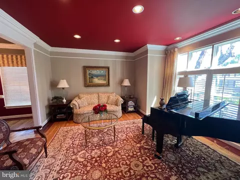 Living - 6858 Saint Albans Rd, Mclean, VA 22101 photo 1 of 6