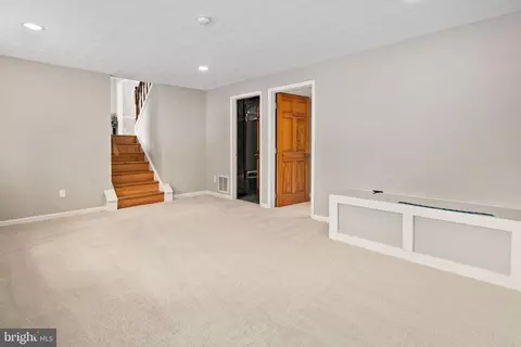 Bedroom - 12824 Framingham Ct, Herndon, VA 20171 photo 5 of 5