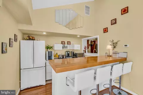 Kitchen - 5530 Belfast Pl, Springfield, VA 22151 photo 3 of 5