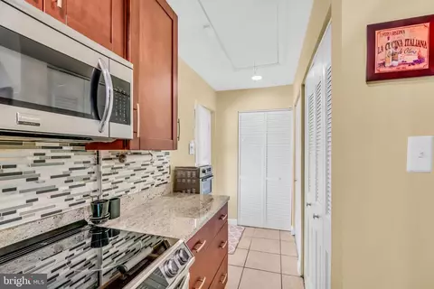 Kitchen - 5530 Belfast Pl, Springfield, VA 22151 photo 5 of 5