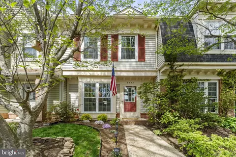 6535 Cypress Point Rd, Alexandria, VA 22312