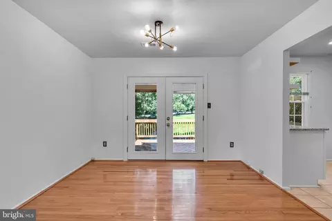 8254 Getty Ct, Springfield, VA 22153 photo 8
