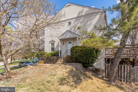 6550 Overleigh Ln, Alexandria, VA 22315