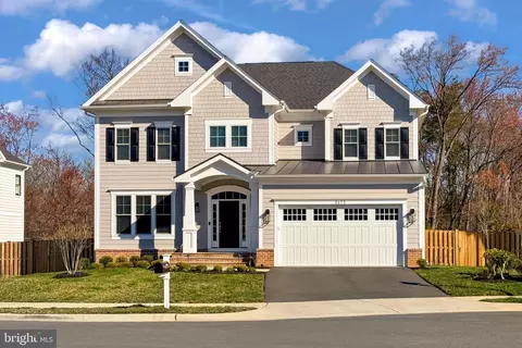 3172 Pond Mist Way, Oak Hill, VA 20171