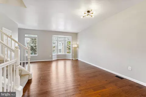 4677 Deerwatch Dr, Chantilly, VA 20151 photo 5