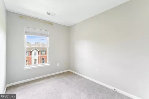 4677 Deerwatch Dr, Chantilly, VA 20151 photo 23