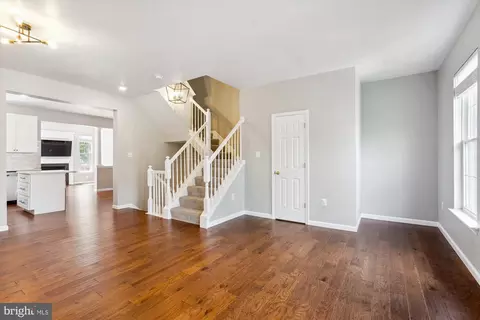 4677 Deerwatch Dr, Chantilly, VA 20151 photo 6