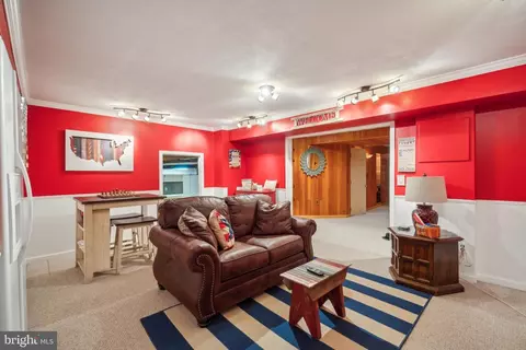 Living - 5315 Dunleigh Dr, Burke, VA 22015 photo 5 of 5