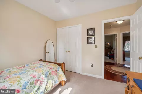Bedroom - 5315 Dunleigh Dr, Burke, VA 22015 photo 7 of 8