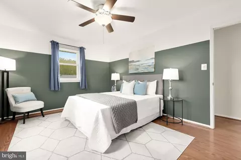Bedroom - 7433 Grace St, Springfield, VA 22150 photo 3 of 9