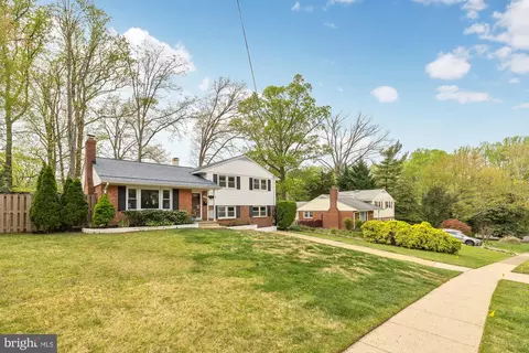 Exterior - 7433 Grace St, Springfield, VA 22150 photo 10 of 10