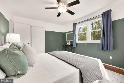 Bedroom - 7433 Grace St, Springfield, VA 22150 photo 2 of 9