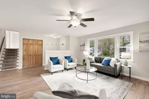 Living - 7433 Grace St, Springfield, VA 22150 photo 3 of 5