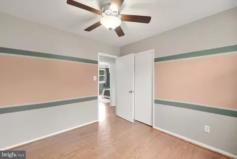 Bedroom - 7433 Grace St, Springfield, VA 22150 photo 4 of 9