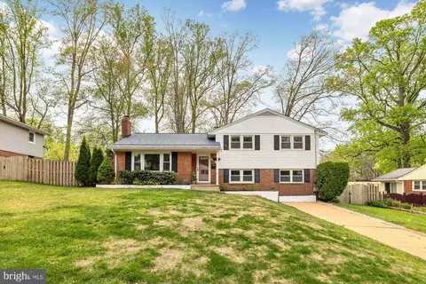 7433 Grace St, Springfield, VA 22150