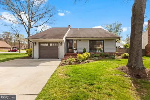 4515 Flintstone Rd, Alexandria, VA 22306