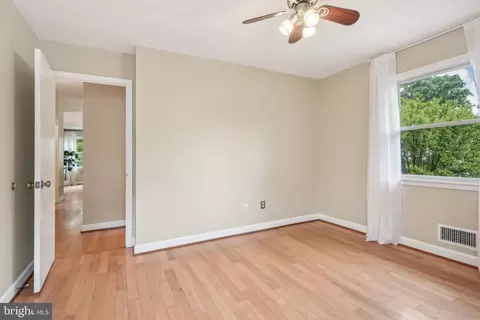 7204 Ashview Dr, Springfield, VA 22153 photo 25