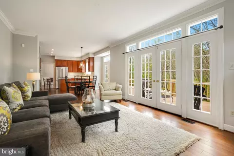 Living - 13002 Cockerill Ct, Herndon, VA 20171 photo 6 of 8