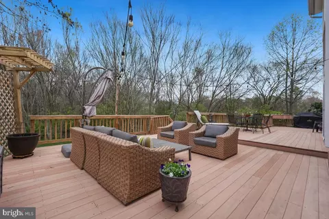 Exterior - 13002 Cockerill Ct, Herndon, VA 20171 photo 3 of 6