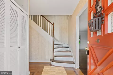 Entry Way - 13008 Compton Rd, Clifton, VA 20124 photo 1 of 1