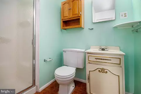 Bath - 6718 Bowie Dr, Springfield, VA 22150 photo 2 of 2