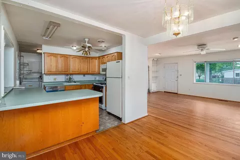 Kitchen - 6718 Bowie Dr, Springfield, VA 22150 photo 2 of 3