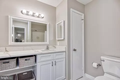 Bath - 8331 Kenwood Ave, Springfield, VA 22152 photo 2 of 5