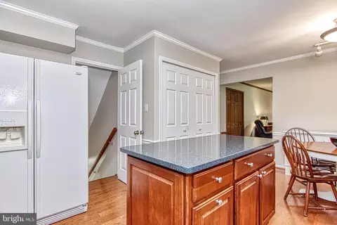 Kitchen - 8331 Kenwood Ave, Springfield, VA 22152 photo 3 of 9