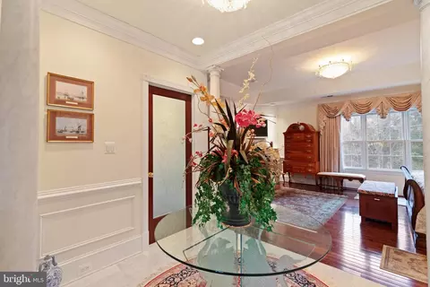 Dining - 6214 Wayles St, Springfield, VA 22150 photo 6 of 9
