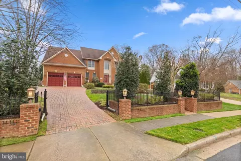 Exterior - 6214 Wayles St, Springfield, VA 22150 photo 32 of 32