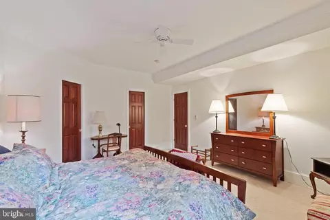 Bedroom - 6214 Wayles St, Springfield, VA 22150 photo 9 of 10