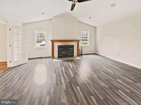 6434 Kalmia St, Springfield, VA 22150 photo 3