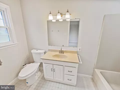 6434 Kalmia St, Springfield, VA 22150 photo 9