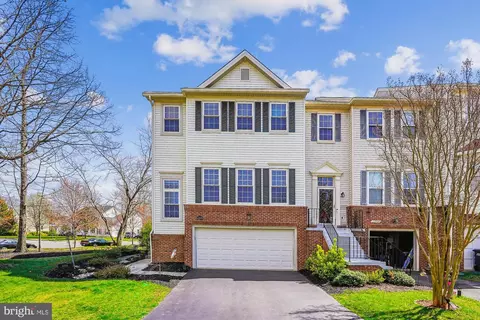 13056 Harvest Pl, Clifton, VA 20124