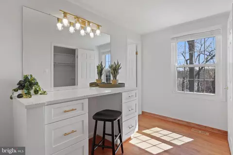 Kitchen - 7503 Candytuft Ct, Springfield, VA 22153 photo 5 of 5