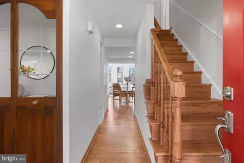 Entry Way - 7503 Candytuft Ct, Springfield, VA 22153 photo 1 of 1