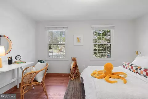 Bedroom - 7503 Candytuft Ct, Springfield, VA 22153 photo 10 of 10