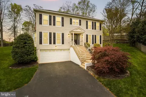 Exterior - 7700 Hilltopper Ct, Springfield, VA 22153 photo 2 of 16