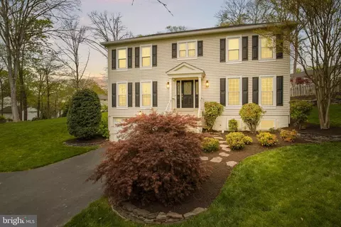 Exterior - 7700 Hilltopper Ct, Springfield, VA 22153 photo 7 of 16