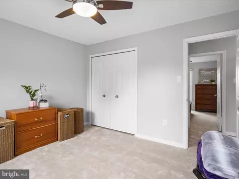 Bedroom - 7700 Hilltopper Ct, Springfield, VA 22153 photo 6 of 9