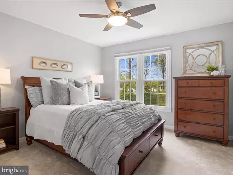 Bedroom - 7700 Hilltopper Ct, Springfield, VA 22153 photo 7 of 9
