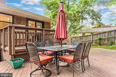 9232 Brian Dr, Vienna, VA 22180 photo 31