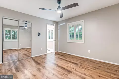 9232 Brian Dr, Vienna, VA 22180 photo 22