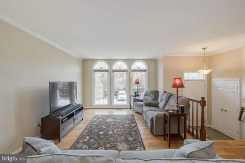 Living - 7204 Tanworth Dr, Springfield, VA 22152 photo 3 of 7